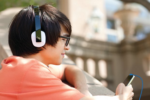 LOGITECH UE 4000 Headphones